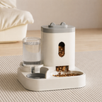 Automatic Food & Water Station - Gravity Feeder for Cats & Dogs