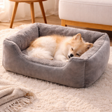 Cozy House Bed - Warm Indoor Coziness for Cats & Dogs
