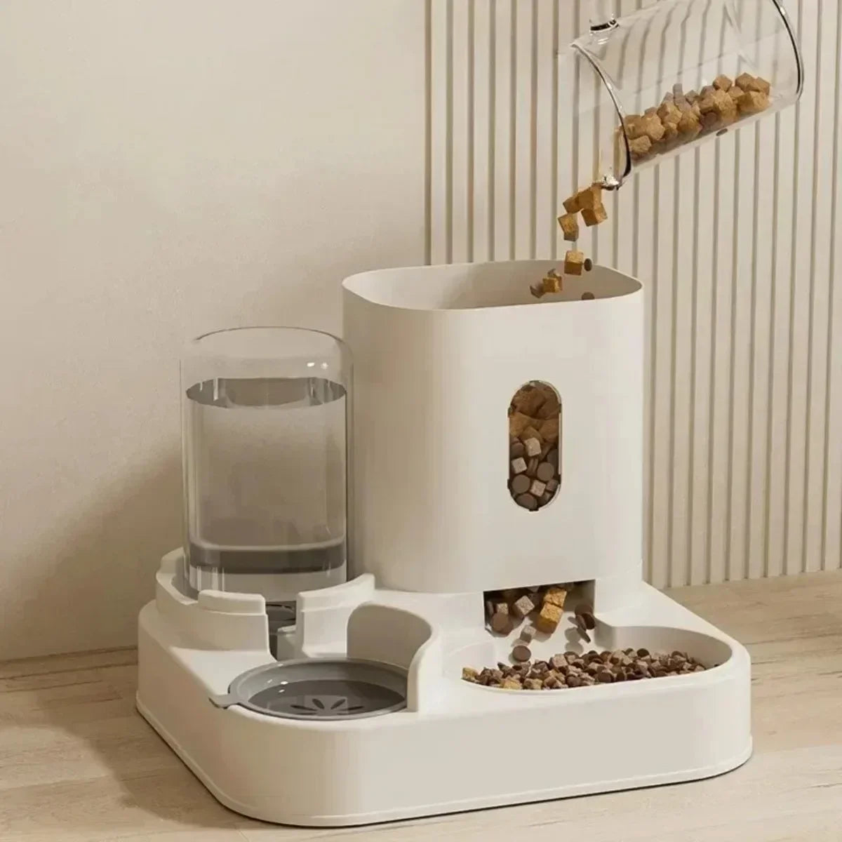 Automatic Food & Water Station for Cats & Dogs