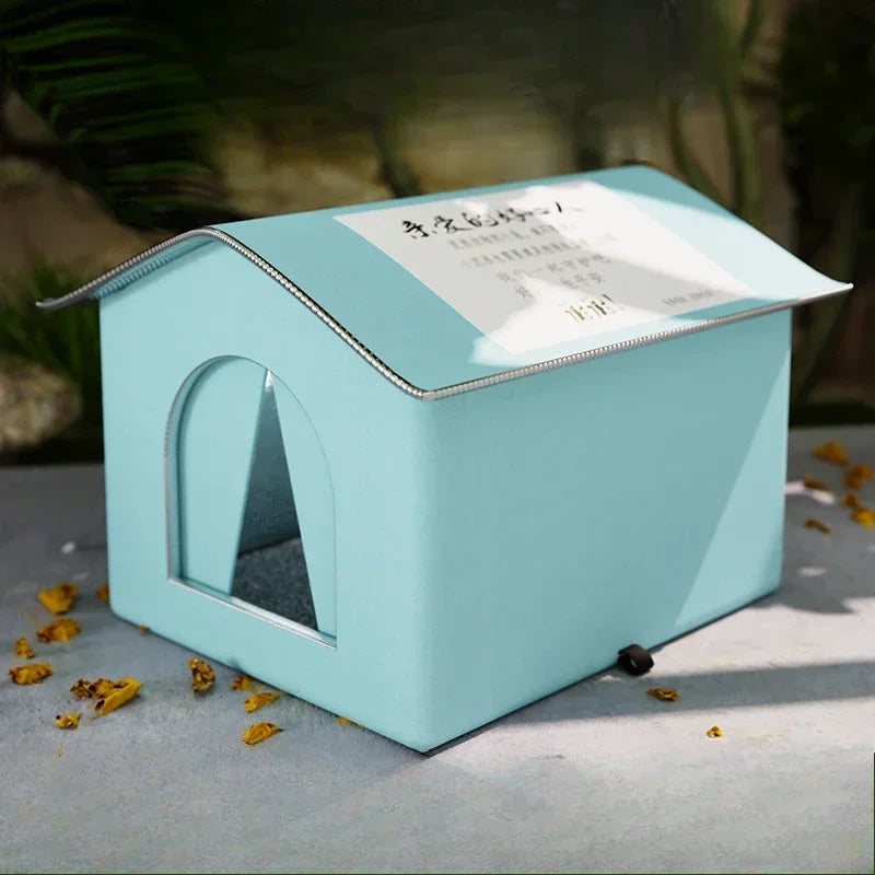 Outdoor Insulated Cat House - Weatherproof Shelter